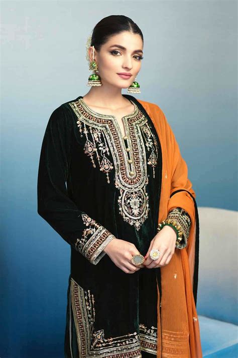 pakistani ladies photo|pakistani ladies suits winter collection.